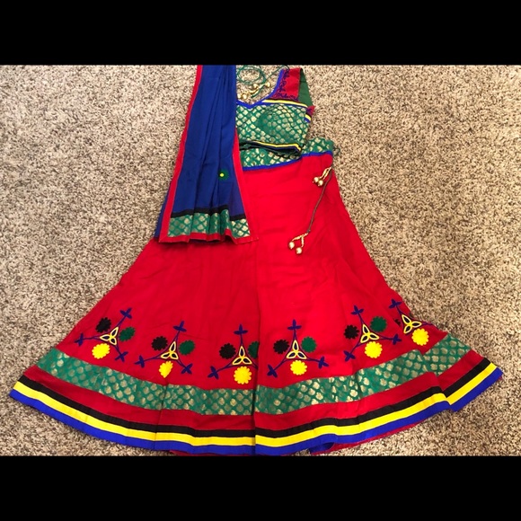 Chaniya Choli Indian Outfit - Picture 1 of 3